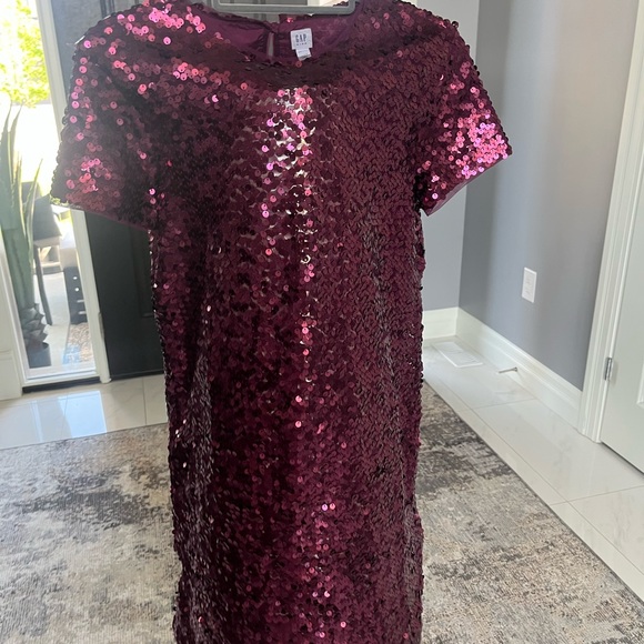 Sequined gap kids, XXL plum coloured holiday dress T-shirt style - Picture 1 of 17